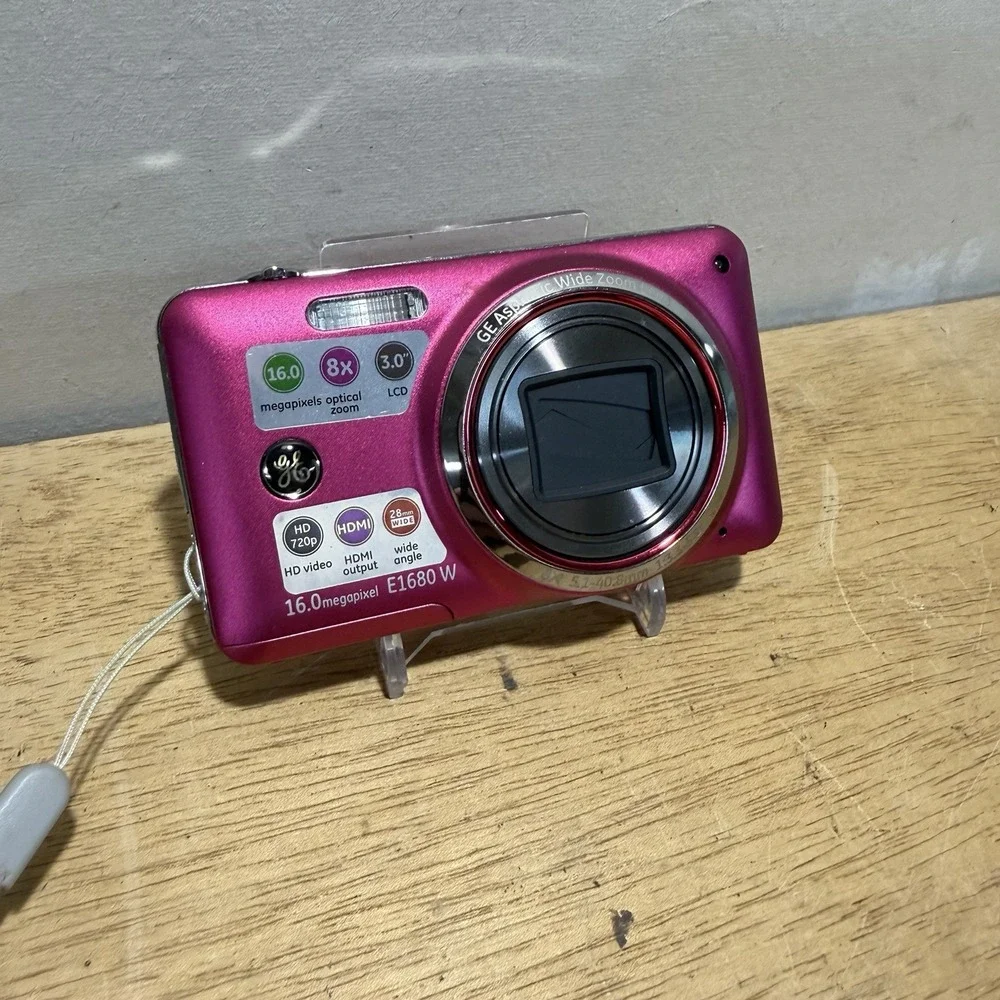GE E1680 Digital Camera 8x Zoom HD Video Pink 3.0 LCD 16.0MP Compact E1680W